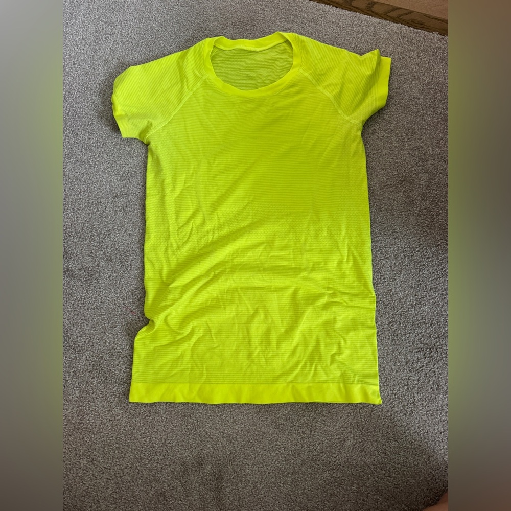 Lululemon Swiftly Tech Tee